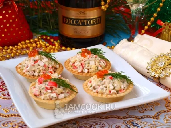 Фото блюда: Тарталетки с крабовыми палочками и консервированным ананасом