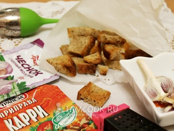 Фото блюда: Гренки с чесноком в духовке