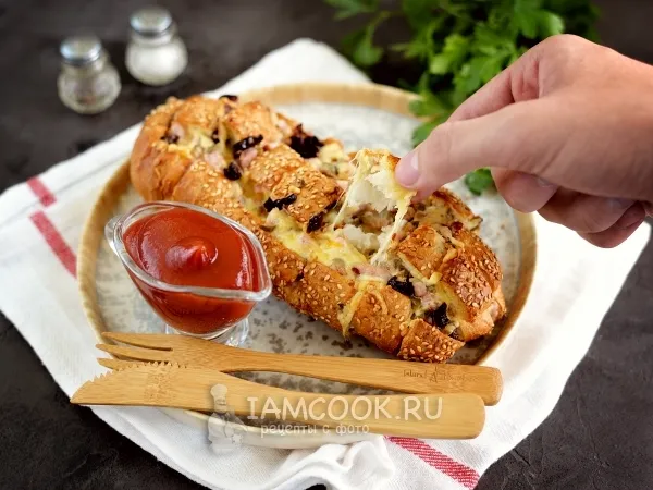 Фото блюда: Запеченный фаршированный багет