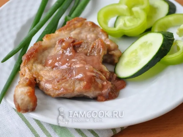 Фото блюда: Стейк с соусом из красного вина