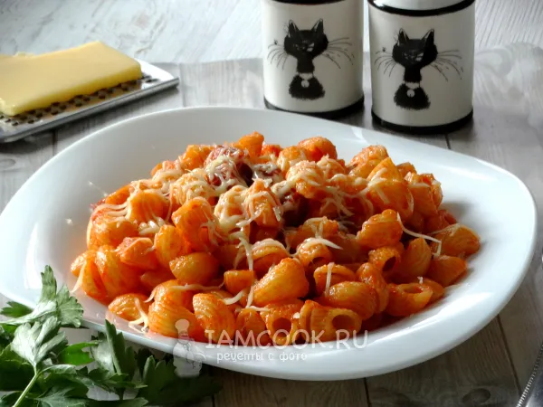 Фото блюда: Макароны с копчеными колбасками