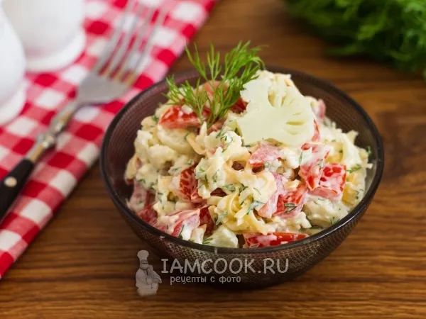 Фото блюда: Салат из цветной капусты с сыром