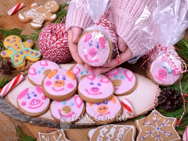 Фото блюда: Имбирное печенье «Веселые хрюшки»