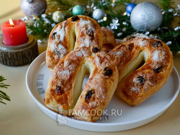Фото блюда: Подковы из слоеного теста