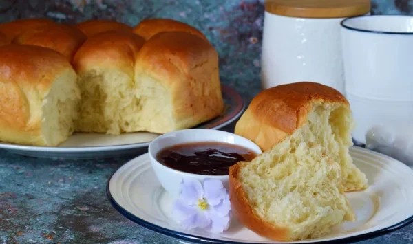 Фото блюда: Булочки на йогурте и молоке (с дрожжами)