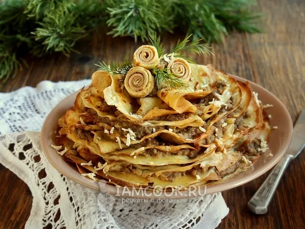 Фото блюда: Закусочный блинный торт