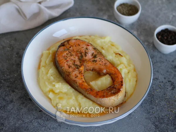 Фото блюда: Картофельное пюре с семгой