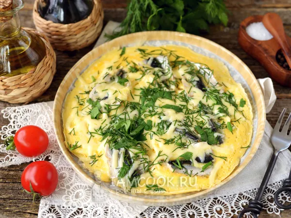 Фото блюда: Омлет с килькой на сковороде