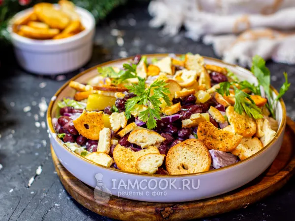 Фото блюда: Салат с фасолью и ананасом