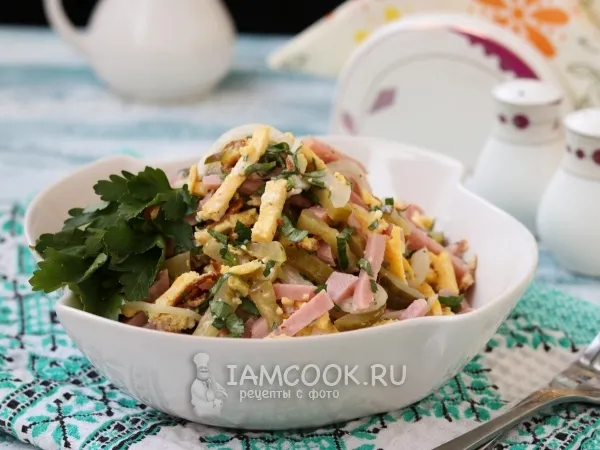 Фото блюда: Салат с омлетом и ветчиной