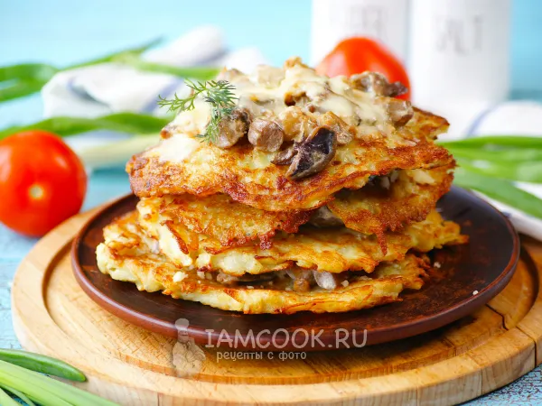 Фото блюда: Картофельные драники с грибами в духовке