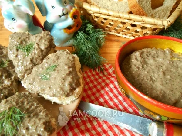 Фото блюда: Паштет-намазка из свиной печени с чесноком и укропом