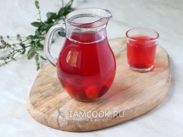 Фото блюда: Компот из замороженных ягод в мультиварке