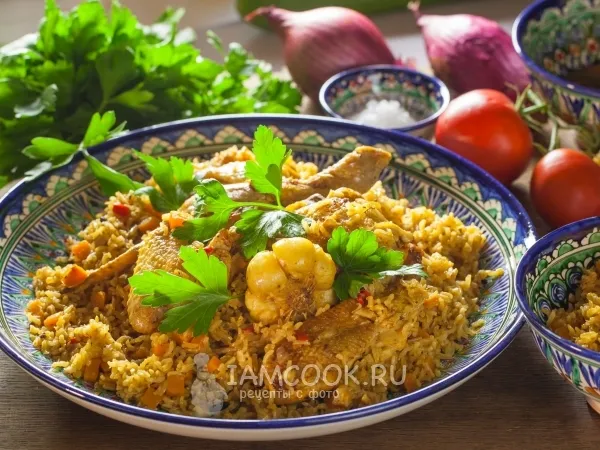 Фото блюда: Плов из бурого риса с курицей