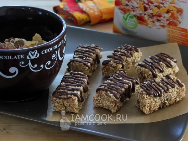 Фото блюда: Батончики из мюсли