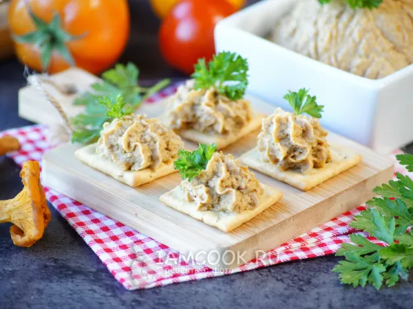 Фото блюда: Паштет из лисичек