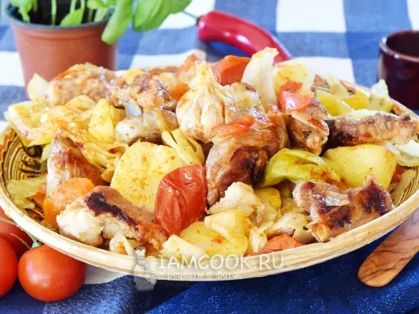 Фото блюда: Басма по-узбекски из баранины (в казане)