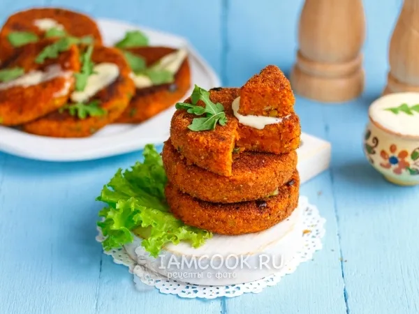 Фото блюда: Постные морковные котлеты в панировочных сухарях