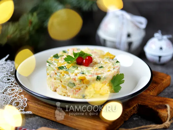 Фото блюда: Салат с креветками, кукурузой и сыром