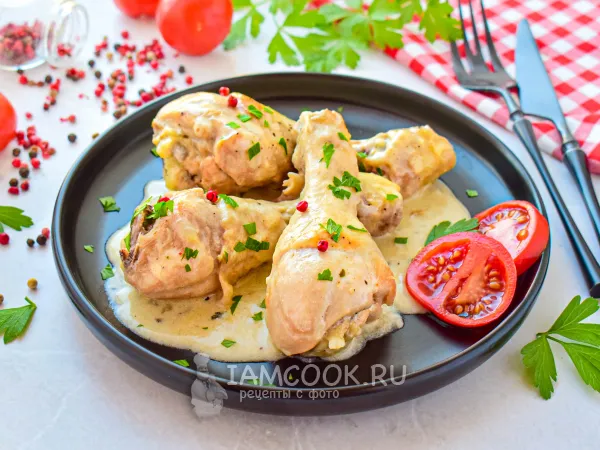 Фото блюда: Куриные ножки в сливочном соусе на сковороде
