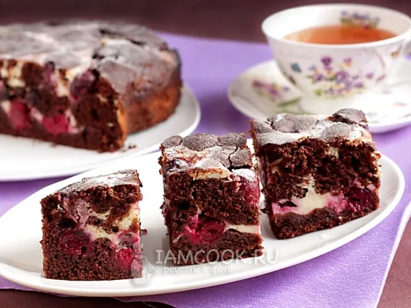 Фото блюда: Брауни с творогом и вишней