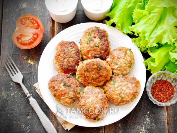 Фото блюда: Цыганские котлеты с помидором и перцем