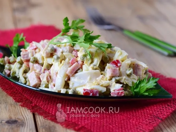 Фото блюда: Салат с кальмарами и ветчиной