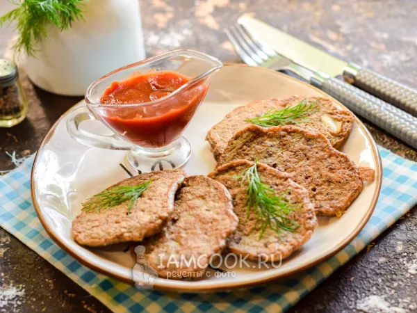 Фото блюда: Печеночные оладьи с капустой