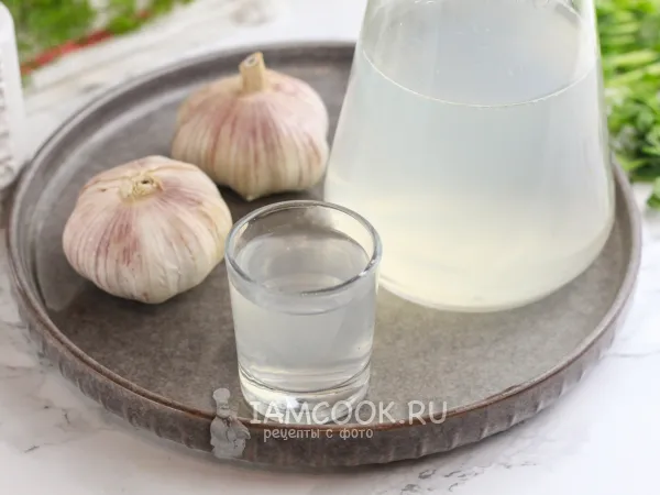 Фото блюда: Настойка чеснока на водке