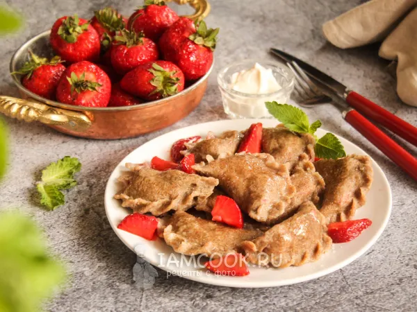 Фото блюда: Вареники с клубникой ПП