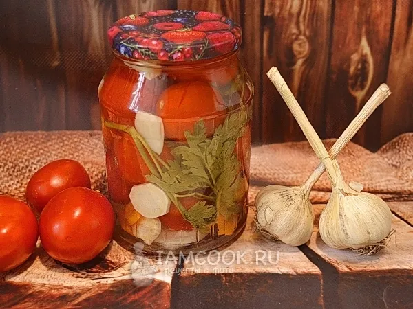 Фото блюда: Помидоры с петрушкой на зиму