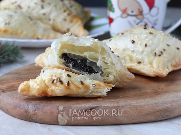 Фото блюда: Слойки с черносливом