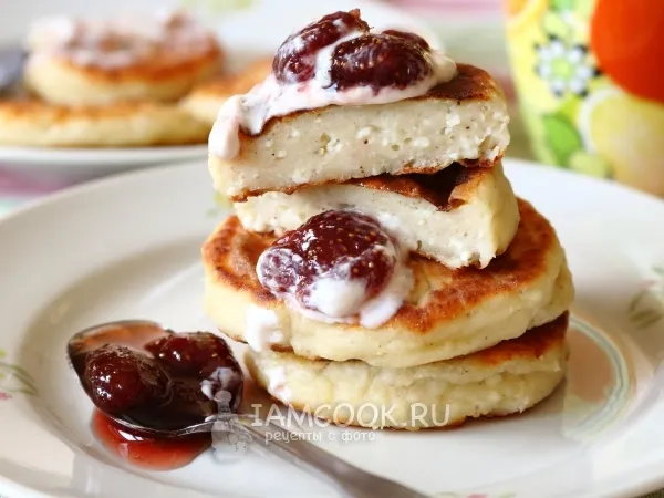 Фото блюда: Пышные сырники без манки