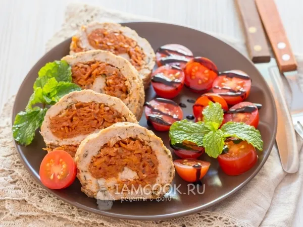 Фото блюда: Рулет из фарша с морковью