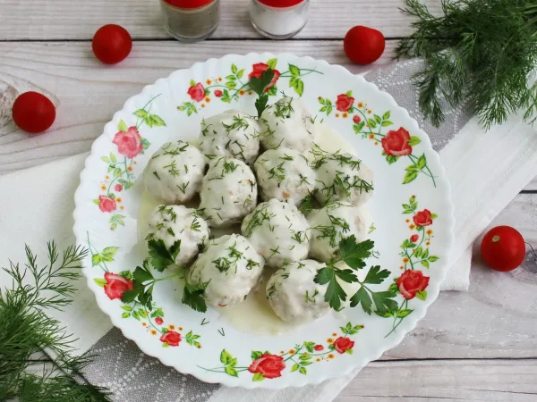 Фото блюда: Фрикадельки в соусе Бешамель