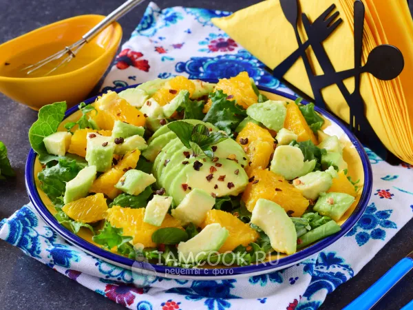 Фото блюда: Салат с авокадо и апельсином