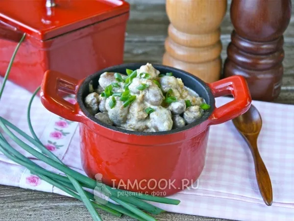 Фото блюда: Куриные сердечки в горшочках