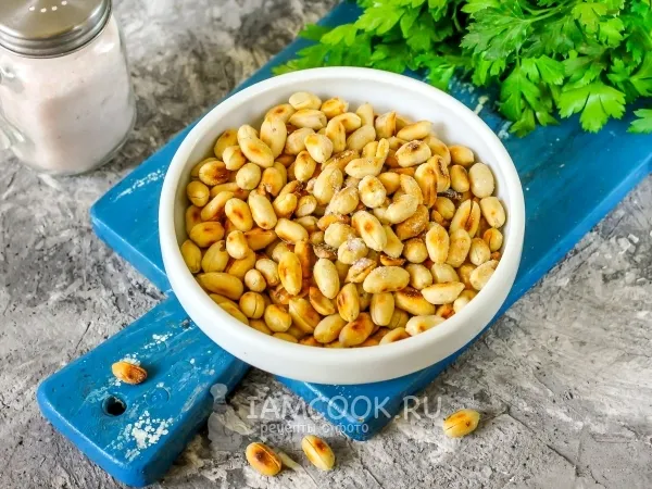 Фото блюда: Арахис с солью на сковороде