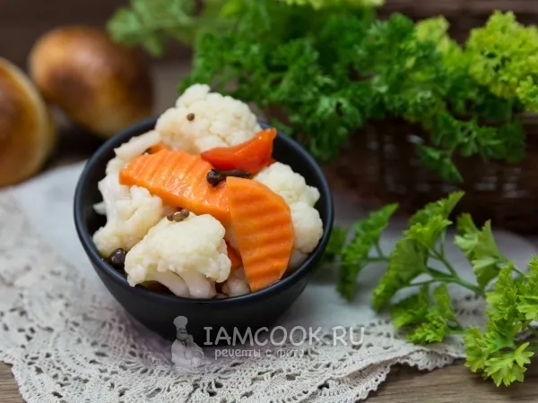 Фото блюда: Маринованная цветная капуста с овощами