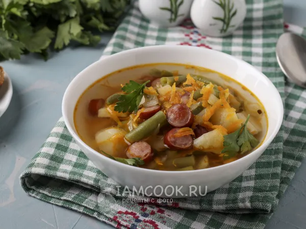 Фото блюда: Суп со стручковой фасолью и колбасками
