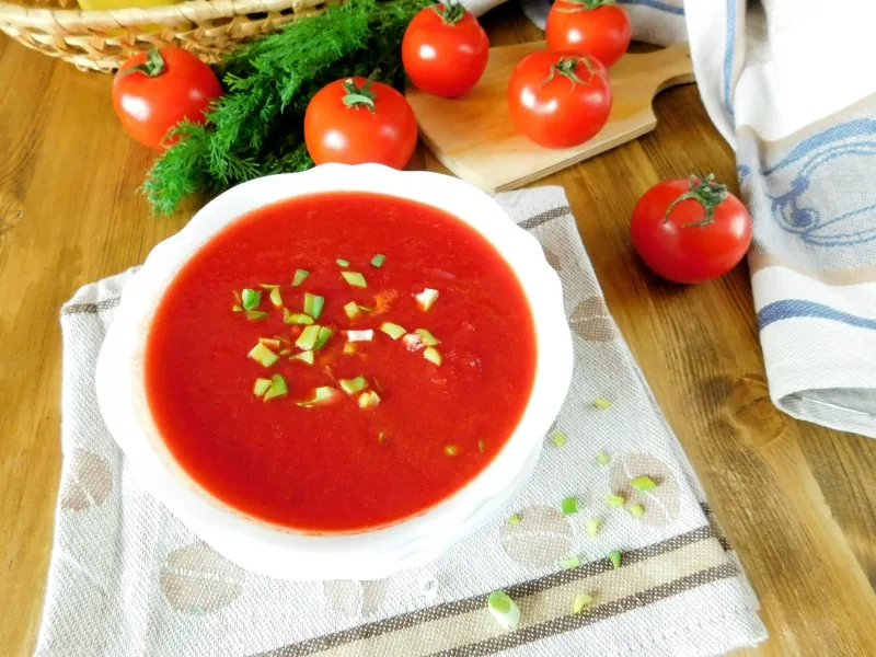 Фото блюда: Постный свекольник с помидорами