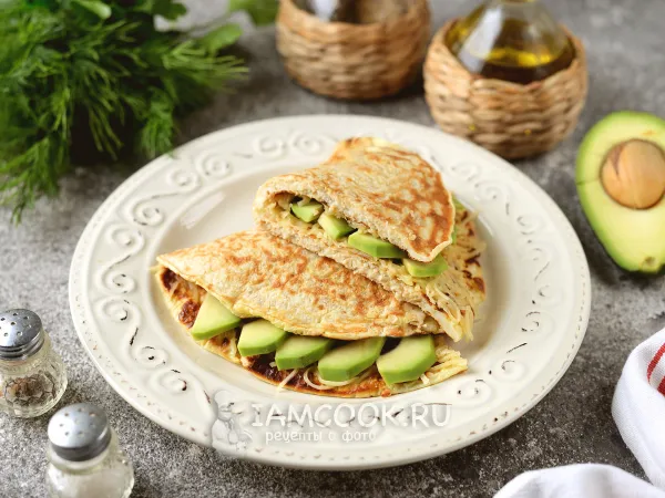 Фото блюда: Овсяноблин с авокадо и сыром