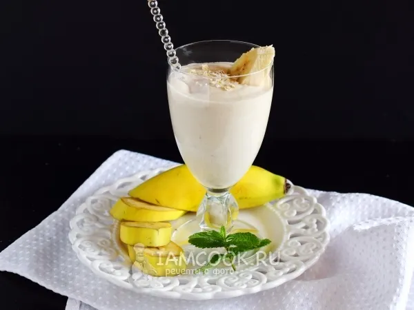 Фото блюда: Смузи с творогом и бананом
