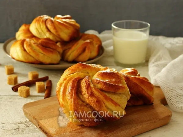 Фото блюда: Сдобные булочки с корицей