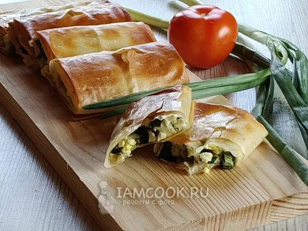 Фото блюда: Пирожки из теста фило с луком и яйцом