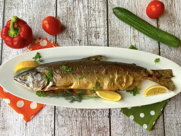 Фото блюда: Горбуша в духовке целиком