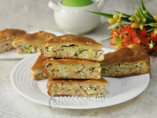 Фото блюда: Заливной пирог с горбушей и рисом