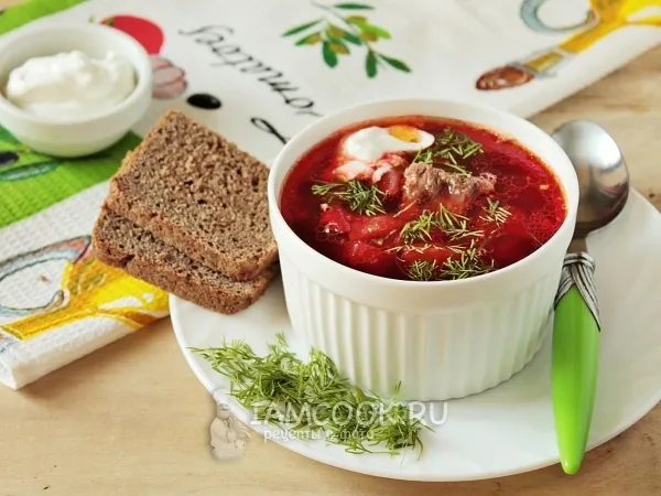 Фото блюда: Классический горячий свекольник с мясом