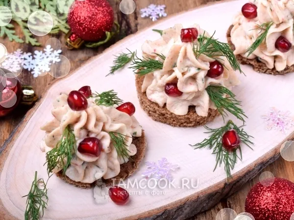 Фото блюда: Новогодние канапе с пастой из крабовых палочек