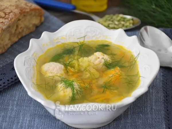 Фото блюда: Гороховый суп с фрикадельками